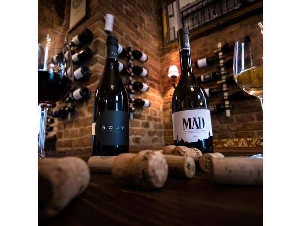 Budapest Private Centre Food Tour with 10+ Tastings & Street Food