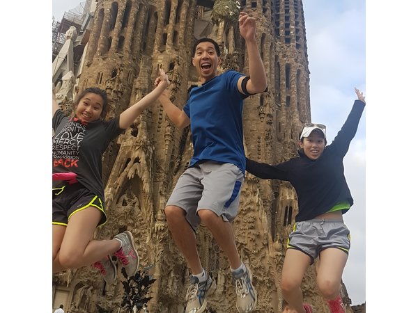 Barcelona Running Tour. Discover the city with a local