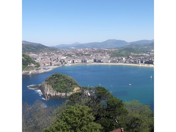 San Sebastian and Biarritz Private Day Tour