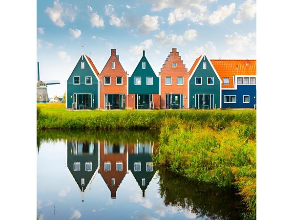 From Amsterdam: Private Tour to Zaanse Schans, Volendam & Marken