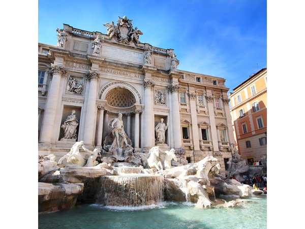 Rome Private Tour with Official Tour Guide for the Vatican Museum
