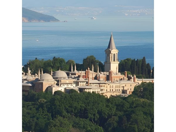 Skip the Line: Topkapi Palace Including Süleymaniye Mosque and Ceramics Workshop in Istanbul