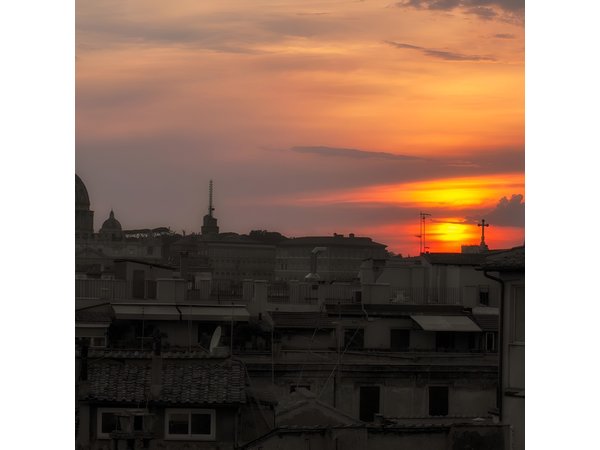 Sunset in Rome Sightseeing and Piazzas with appetizer