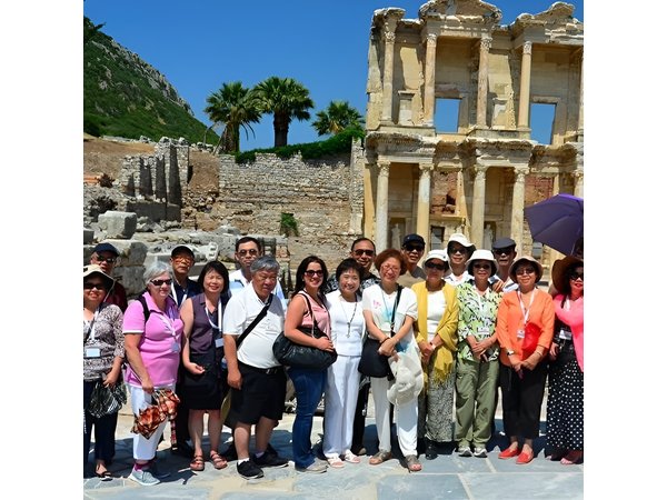 Easymade Small Group Istanbul, Ephesus, Pamukkale, Cappadocia