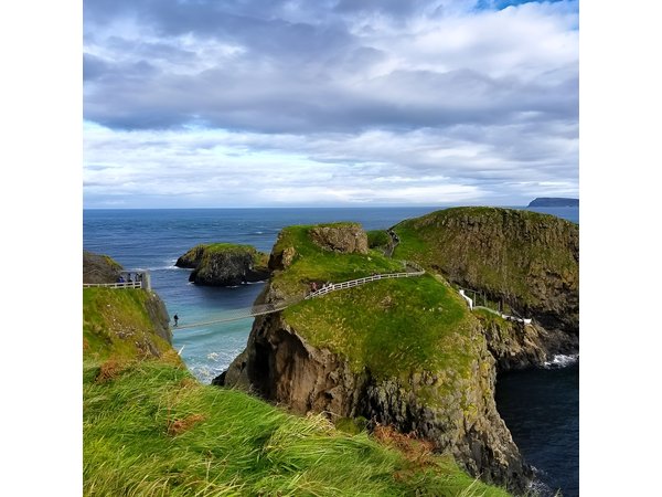 Northern Ireland Including Giant's Causeway Rail Tour from Dublin