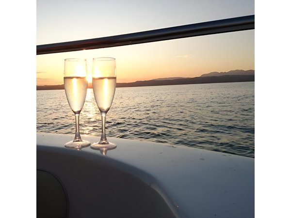 Lake Garda Sunset Cruise from Sirmione with Prosecco
