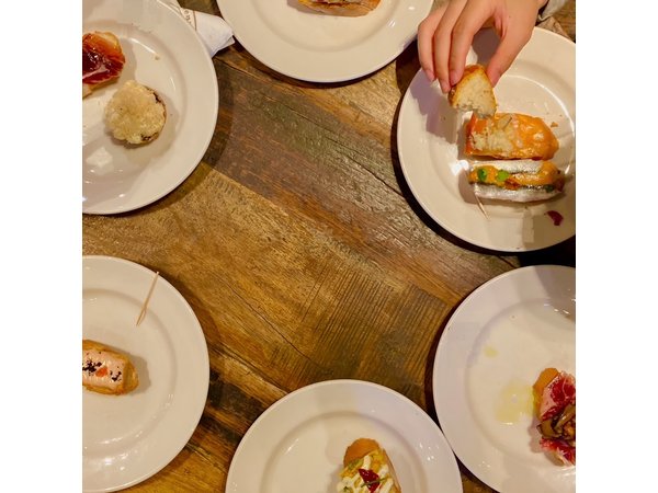Barcelona Historic Walking Tour and Food Experience
