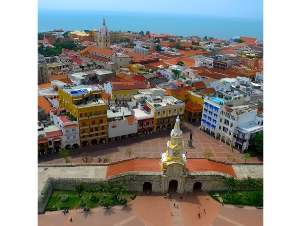 Street Food Tour in Cartagena Walled City and Getsemani