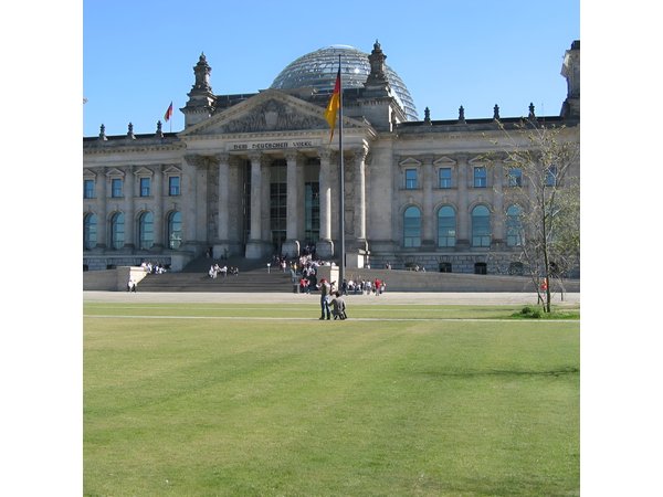 Tours & Sightseeing in English of Berlin, Potsdam and Sachsenhausen
