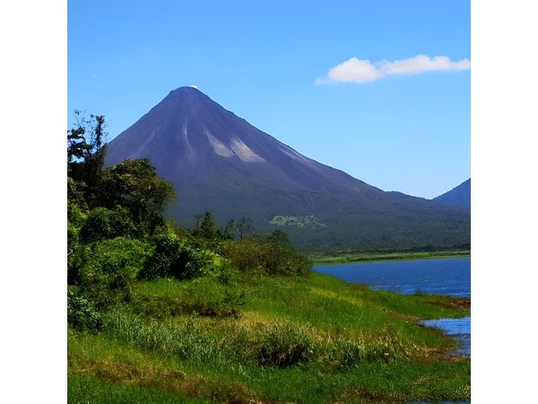 Baldi Hot Springs Arenal Volcano Fortuna Waterfall from San José