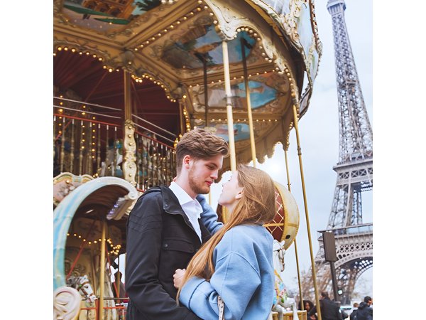 Trip to Paris with Seine Cruise, Bus Tour and Travel Card