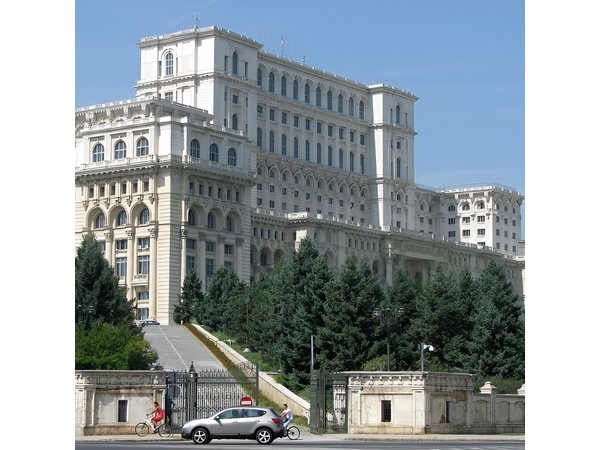 Bucharest City Tour 4 hours - Private Tour - Free Pick up and Drop off