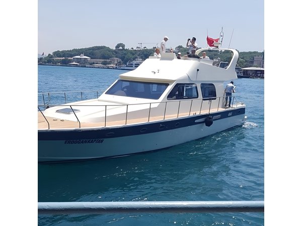 Sunset Cruise on Luxury Yacht in Istanbul Bosphorus
