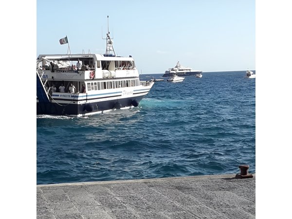 Minicruise Positano & Amalfi from Sorrento: 3 sites in 1 day!