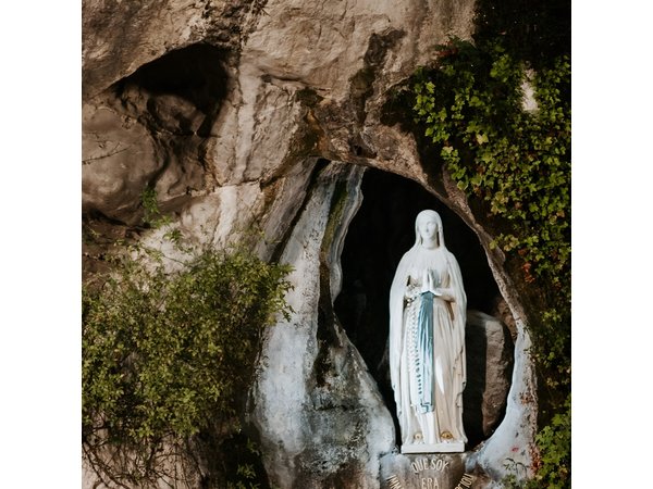 Private Lourdes Sanctuary Tour from San Sebastian