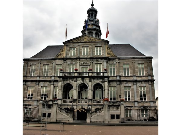 Maastricht Private Walking Tour With A Professional Guide