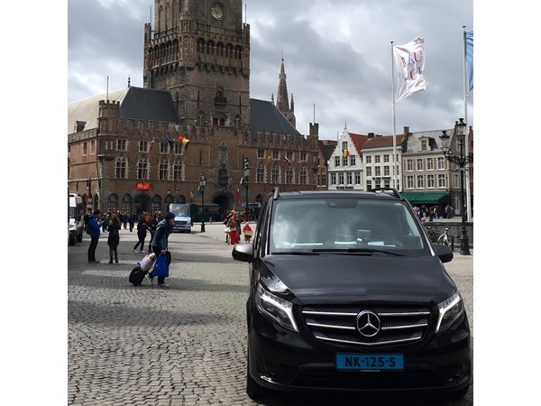 Private Amsterdam and Countryside Tour in a Comfortable Mercedes Minivan