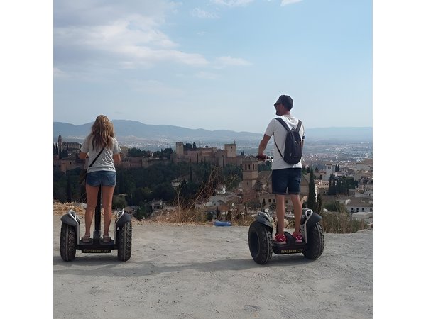 Granada: Albaicin and Sacromonte Segway Tour