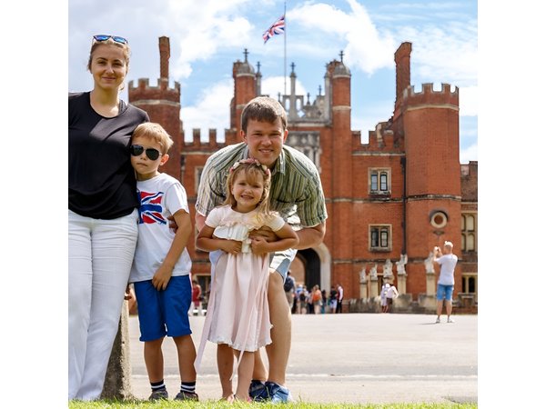 Hampton Court Palace & Windsor Castle Private Car Tour from London