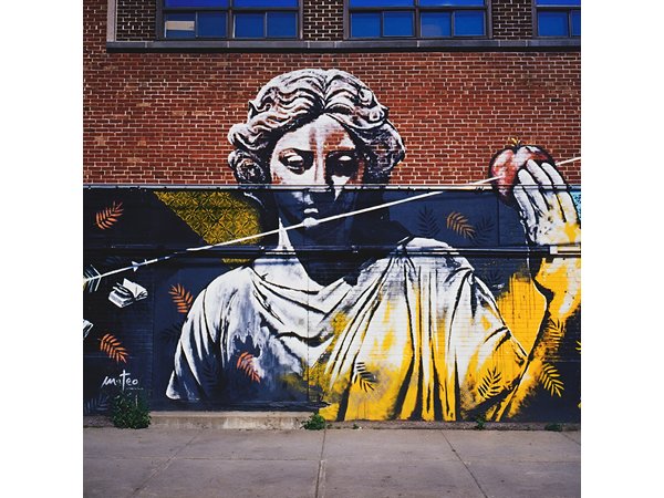 Private Street Art Tour in Paris with Local Expert