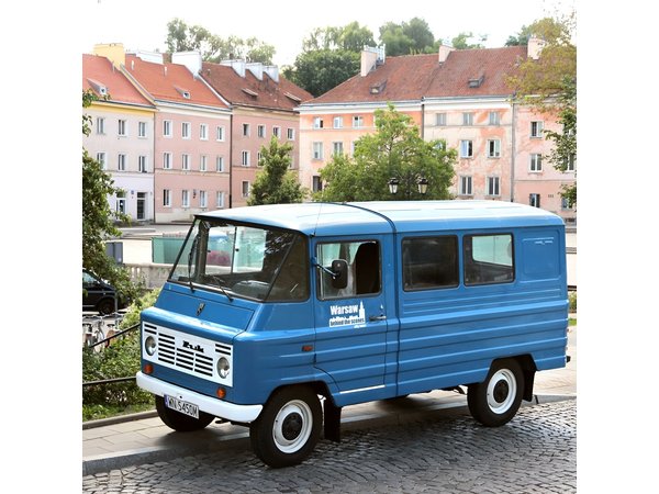 Best of Warsaw - private tour by retro minibus with hotel pickup