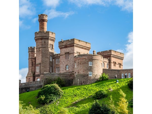 Discovering Inverness: A Self-Guided Audio Tour of the Capital of the Highlands