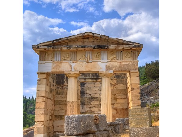 MEET THE ORACLE! DELPHI Private Day Tour from Athens/Pireaus