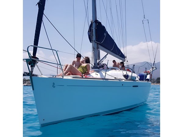 Daily Sailing Tour in Palermo with lunch.