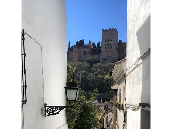Albayzin and Sacromonte Guided Walking Tour in Granada