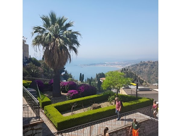 Best Shore Excursion Etna, Taormina, Messina With Tasting Of Sicilian Products