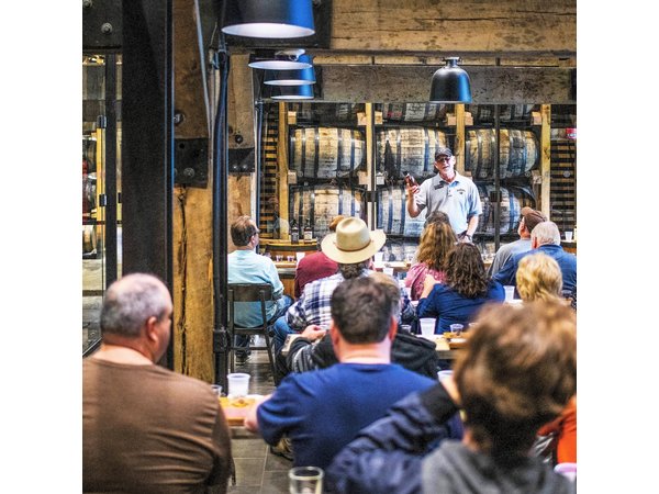 Nashville to Jack Daniel's Distillery Bus Tour + Whiskey Tastings
