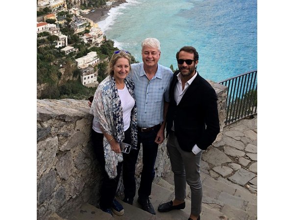Private Luxury Minivan Full-Day Amalfi Coast Driving Tour