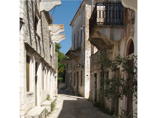 Half-Day Tour of Naxos Island (up to 7 pax)