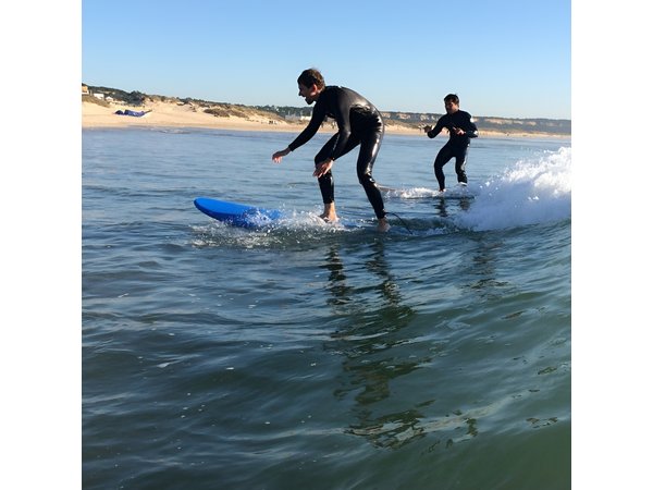 Priv Half Day Surf_full gear round & round trip transport_Lisbon