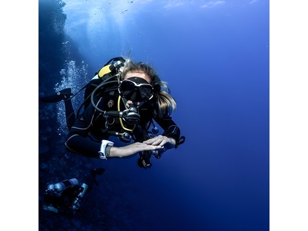SSI Deep Diving Specialty Session in Tenerife