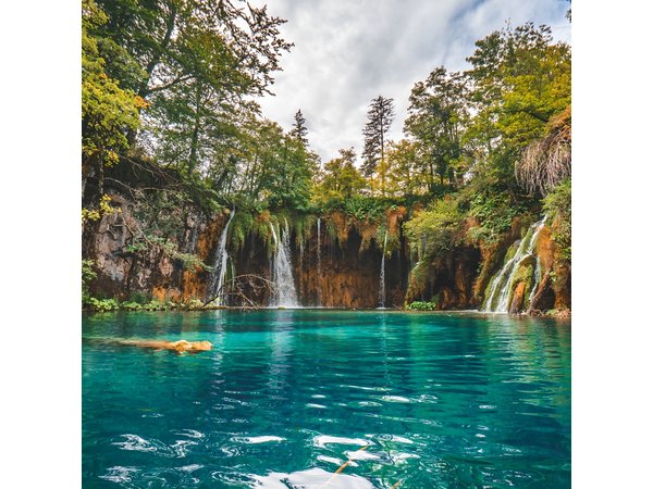 From Split: Self-Guided Plitvice Lakes Day Tour with Boat Ride