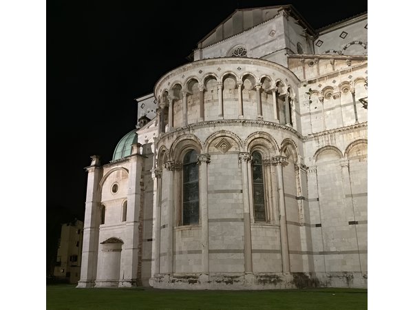 Night Walking Tour in Lucca