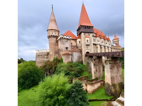 Corvinilor Castle and Sibiu optional Sighisoara from Brasov