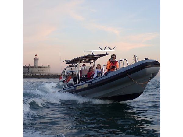 Lisbon Coast Tour by Boat
