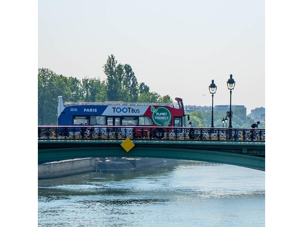 Paris Tootbus Must See Hop-on Hop-off Bus Tour with Seine River Cruise