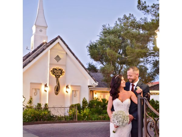 Las Vegas Vow Renewal Package