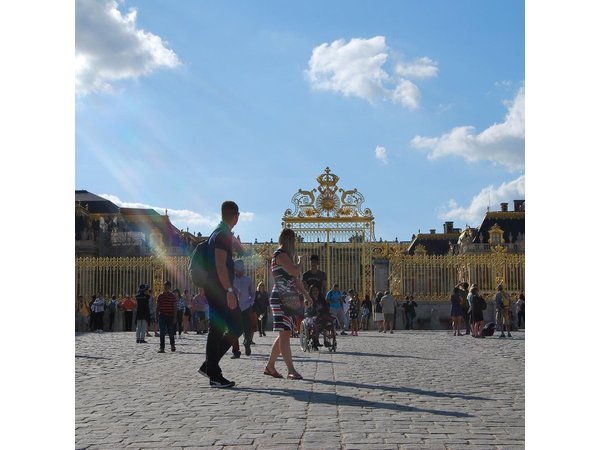 Versailles Palace Private Half Day Guided Tour including Hotel Pickup from Paris