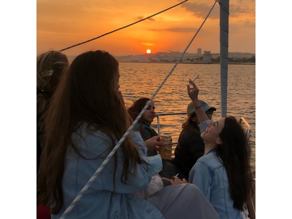 Sailing tour to the sunset on the Tejo River