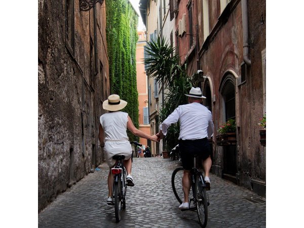Rome's Best by E-bike: Guided City Tour (Small Group or Private)