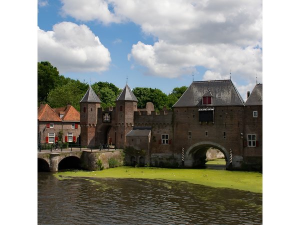 Escape Tours® Amersfoort - Find the secret exit and win!