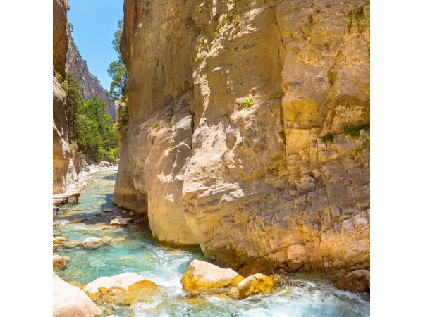 Full-Day Samaria Gorge Hiking Tour from Chania