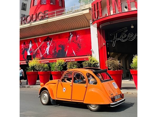 Vintage 2CV Adventure: 1-Hour Paris Highlights Tour