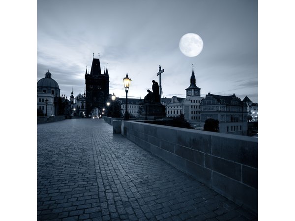 Ghosts and Legends walking tour in Prague