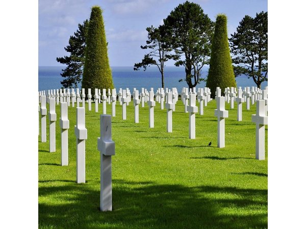 Private Normandy D-Day Live guided Top 6 Sites trip from Paris