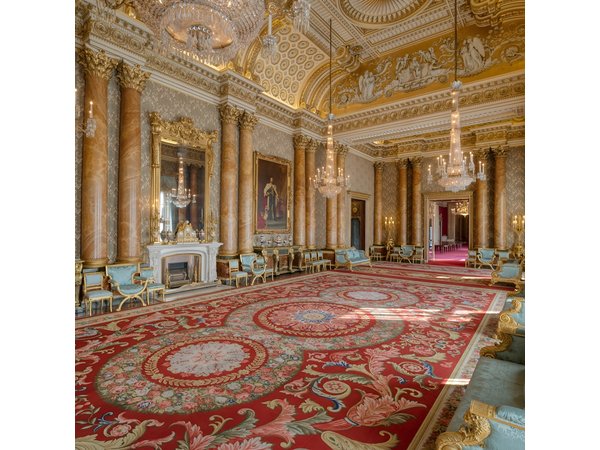 Buckingham Palace and Windsor Castle Escorted Tour from London